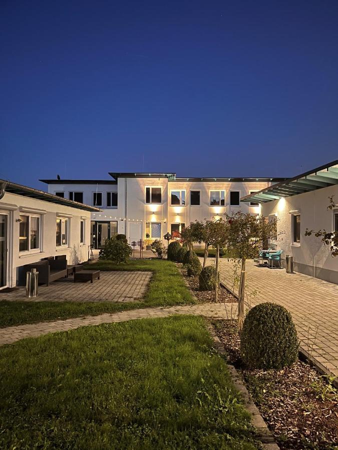 Hotel Burgholz Stockheim  Экстерьер фото