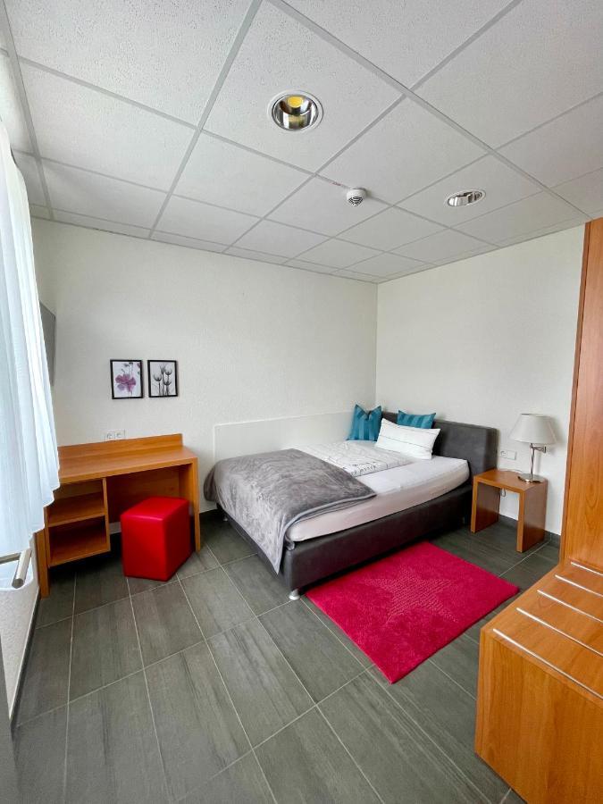 Hotel Burgholz Stockheim  Экстерьер фото